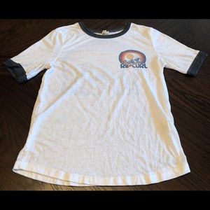 Rip curl tee with mountains